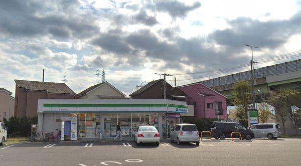 コンビニ　ファミリーマート葛の葉町北店（コンビニ）まで446m