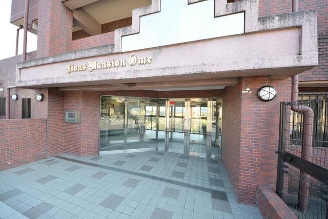 エントランス　エントランス