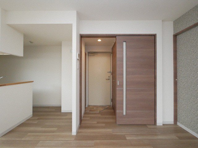 その他　※写真は別号室です。