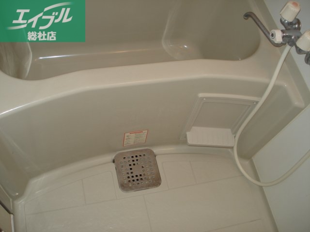 バス・シャワールーム　浴室