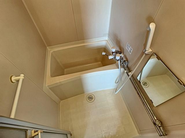 バス・シャワールーム　浴室