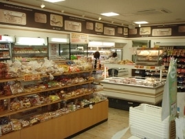 コンビニ　ＰＯＣＫＥＴ　ＭＡＭＡ（コンビニ）まで598m