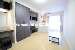 居室・リビング　こちらのリビングで趣味の時間をお楽しみください