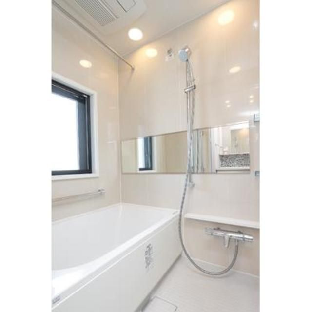 バス・シャワールーム　お風呂です