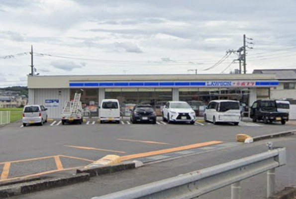 コンビニ　ローソン倉敷加須山店（コンビニ）まで975m