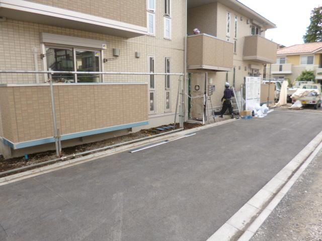 エントランス　☆エントランス前も広くてゆったり☆