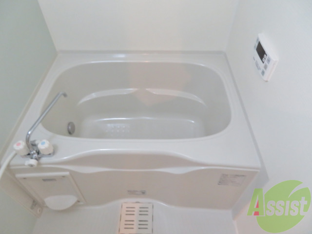 バス・シャワールーム　バスルームはこちらです。一日の疲れをここで癒して下さい。