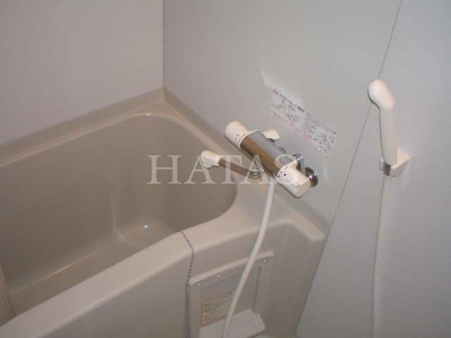 バス・シャワールーム　同物件別部屋です