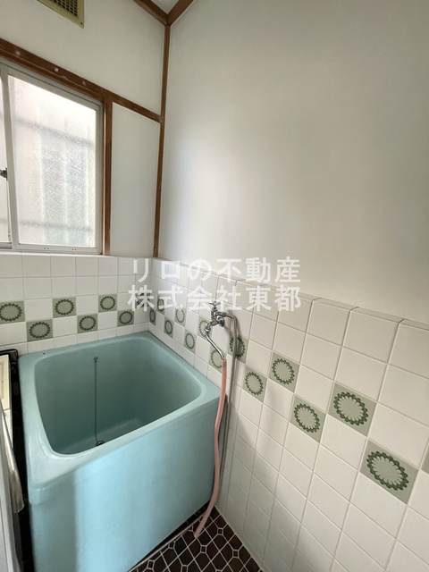 バス・シャワールーム　バストイレ別なので毎日快適♪