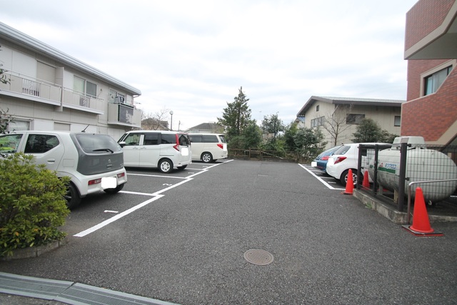 駐車場　駐車場！