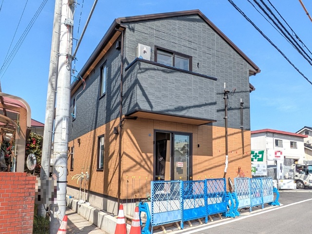 建物外観　建築中