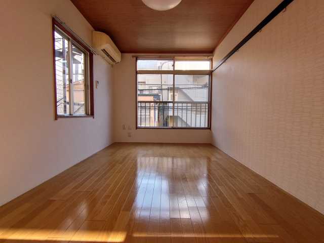 居室・リビング　ハイツウエムラ