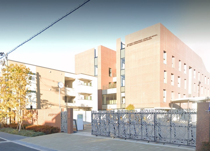 中学校　大阪国際中学校高等学校（中学校）まで244m
