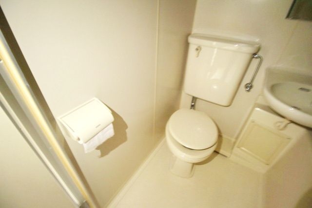 トイレ　★お部屋探しは株式会社タウンハウジング東京まで★