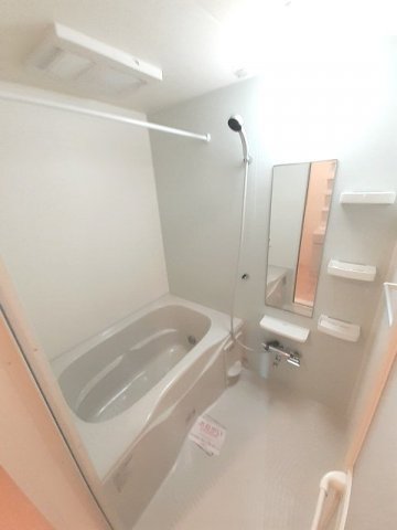 バス・シャワールーム　きれいなお風呂です