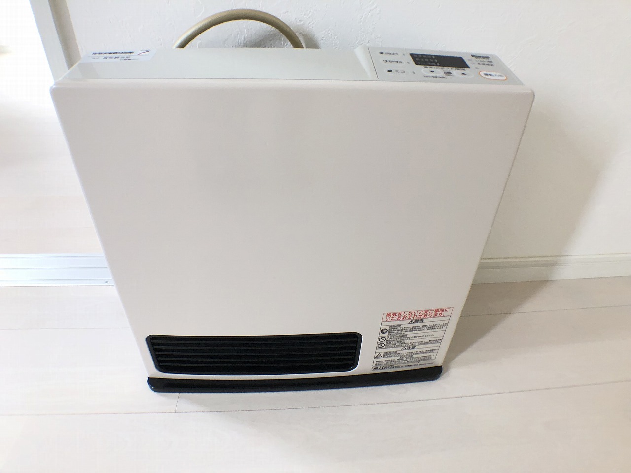 その他設備　ガスファンヒーター付