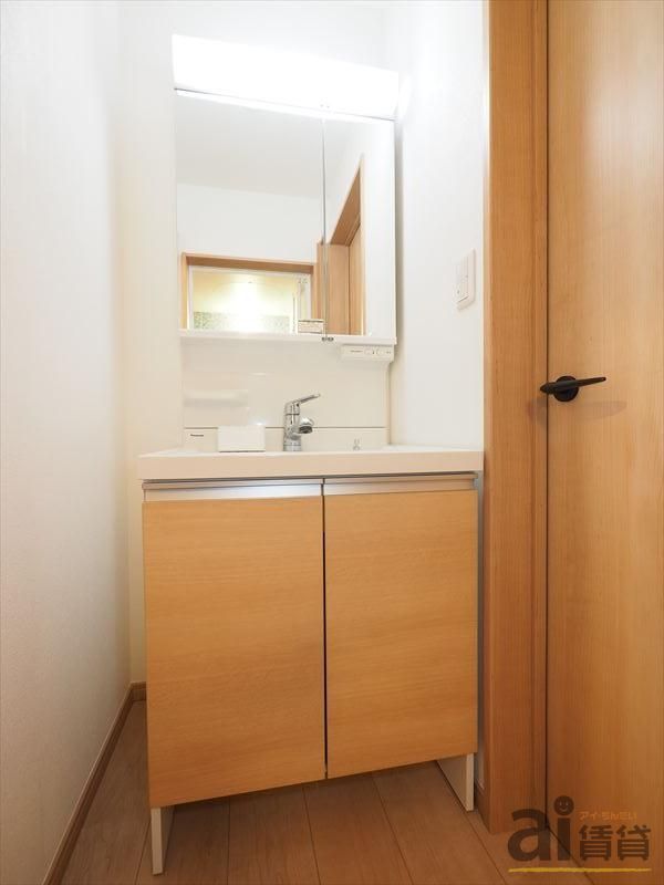 洗面設備　※同仕様写真です