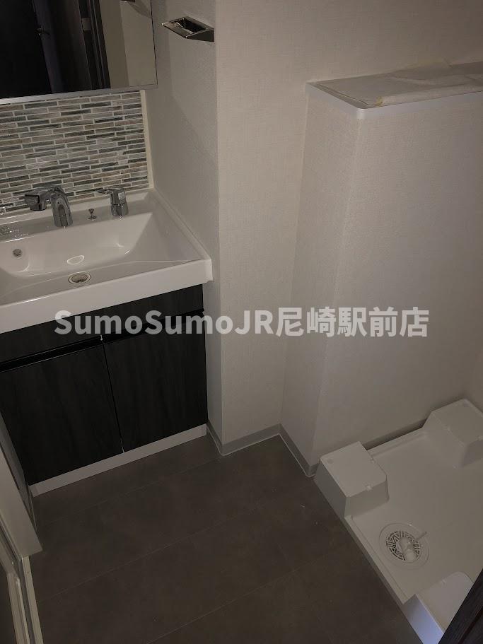 洗面設備　脱衣スペースもあります