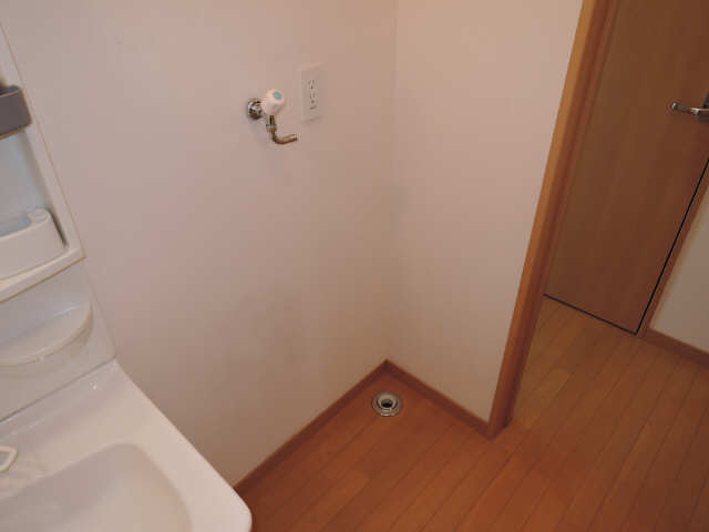 その他部屋・スペース　洗濯機置場