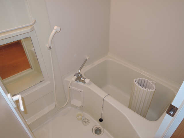 バス・シャワールーム　浴室