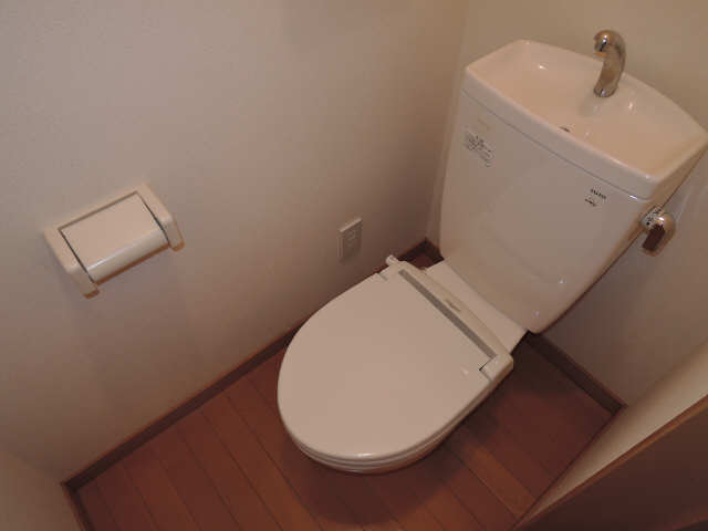 トイレ　暖房便座付きトイレ