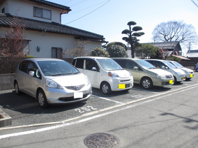駐車場　駐車場