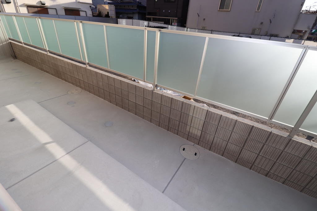 バルコニー　バルコニー：画像は同社類似物件写真