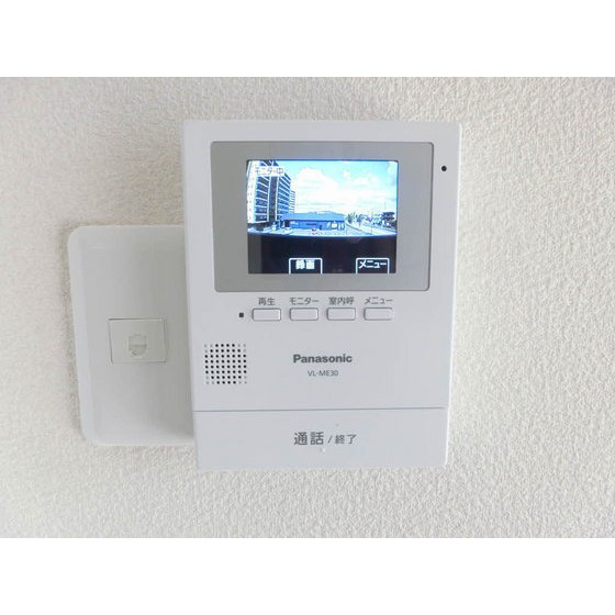 セキュリティ　ＴＶモニターインターホン付きで安心です♪