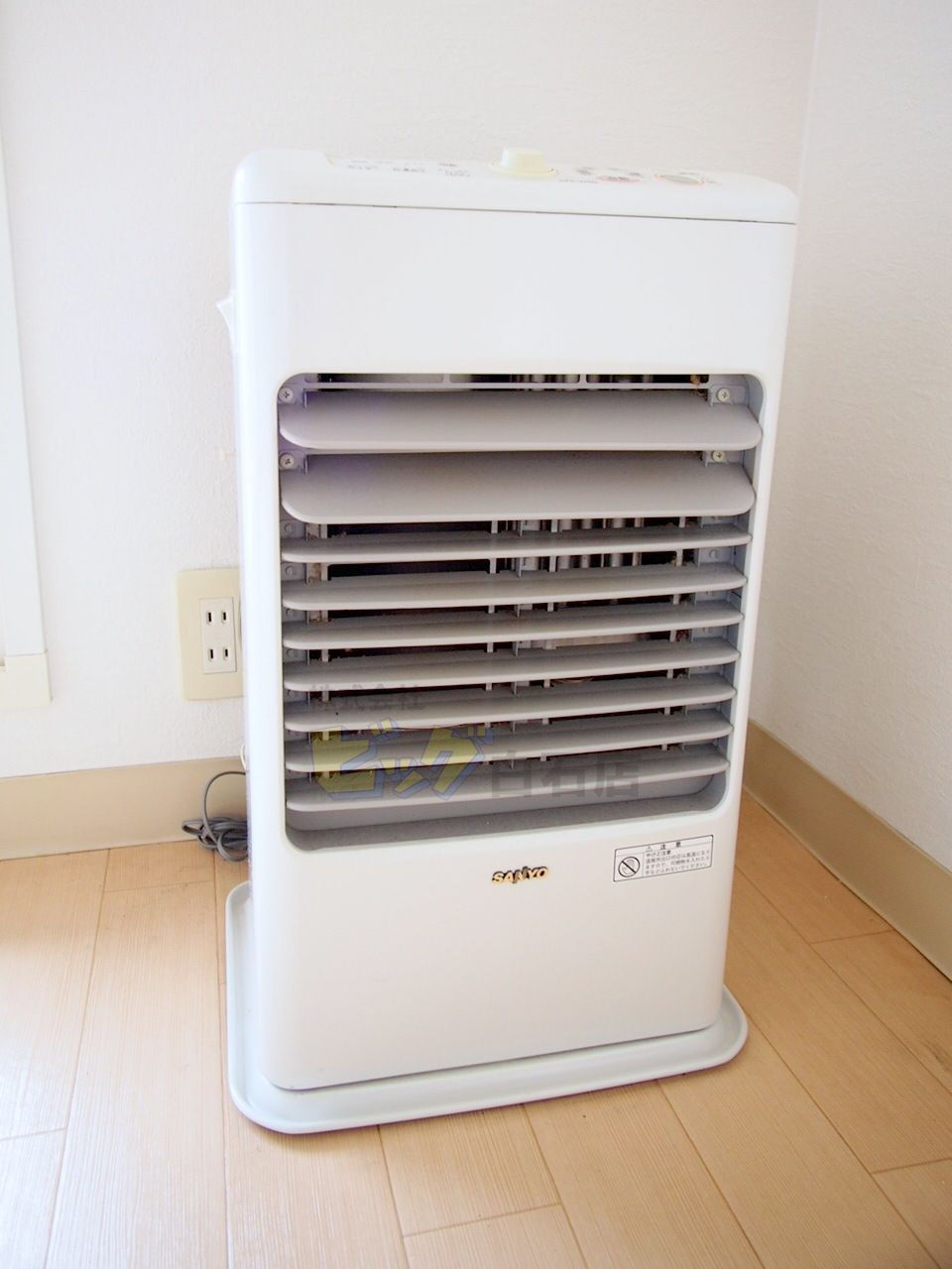 その他設備　経済的で暖かい灯油ストーブ付きです♪