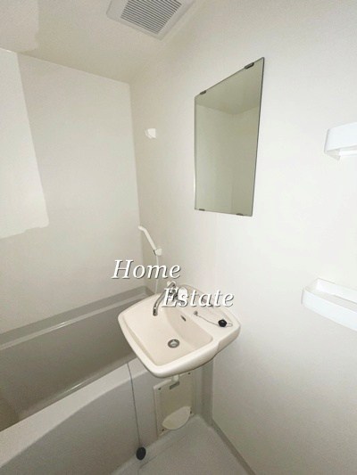 洗面設備　同仕様