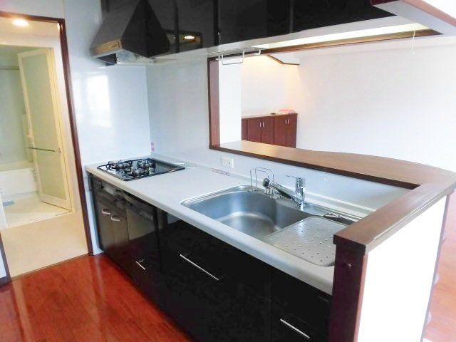 キッチン　※画像は前回募集時のものです。画像と現況が異なる場合は、現…