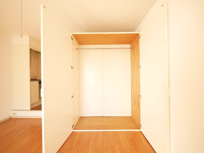 収納　クローゼット