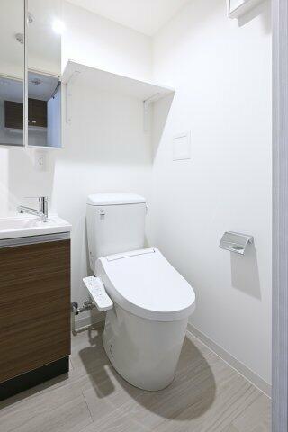 トイレ　※902号室参考写真です