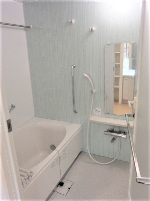 バス・シャワールーム　綺麗なお風呂です