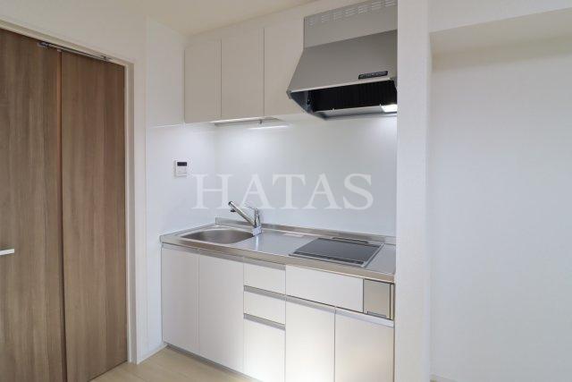 キッチン　同物件別部屋のお写真です。