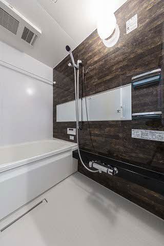 バス・シャワールーム　浴室