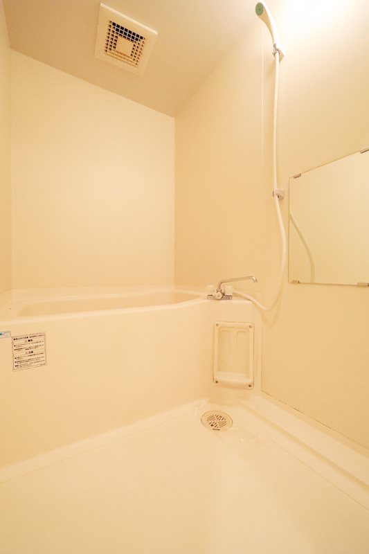 バス・シャワールーム　バスルーム