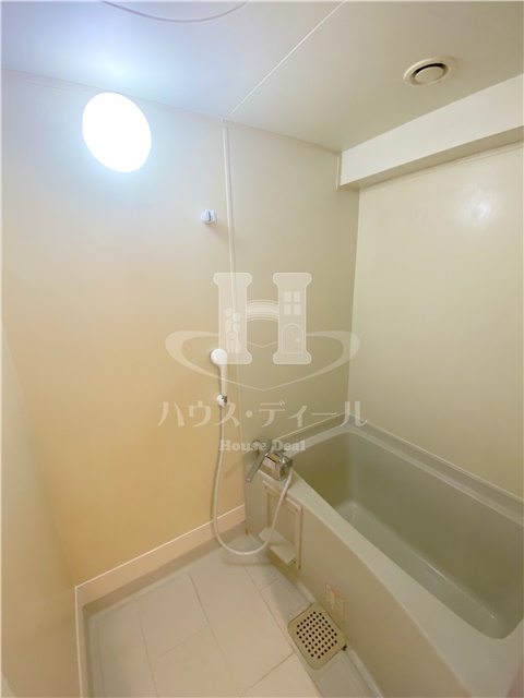 バス・シャワールーム　日々の疲れを癒すお風呂付です