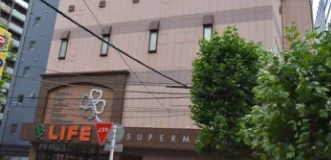 スーパー　ライフ神田和泉町店（スーパー）まで373m