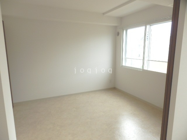 その他部屋・スペース　寝室