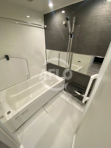 バス・シャワールーム　GLAM　STELLA松屋町　浴室