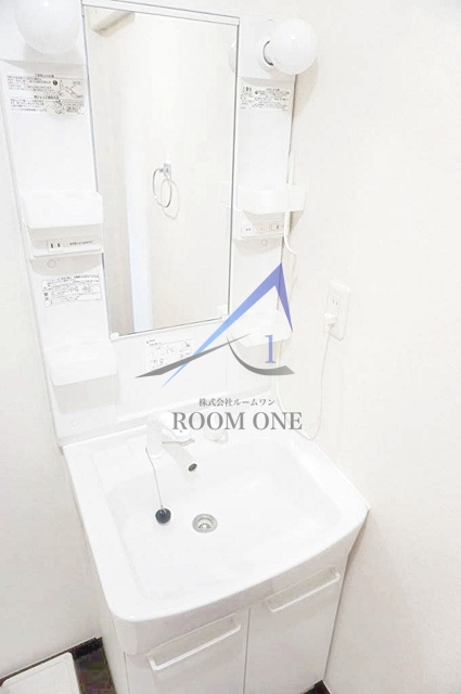 洗面設備　洗面台です。