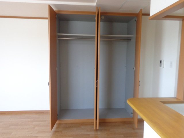 収納　リビング収納