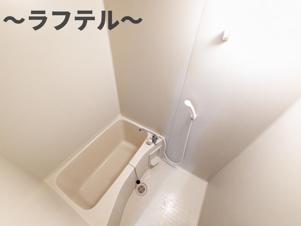 バス・シャワールーム　別部屋イメージ写真