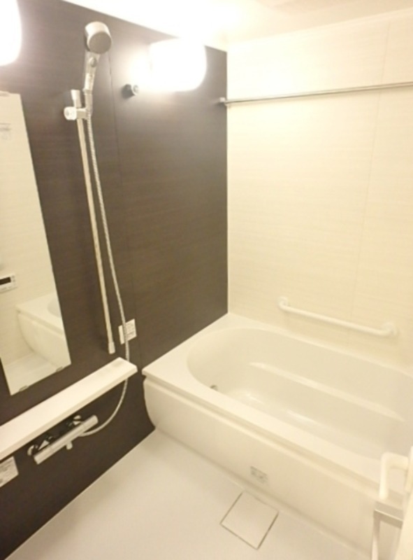 バス・シャワールーム　図面と現状に相違がある場合には現状を優先