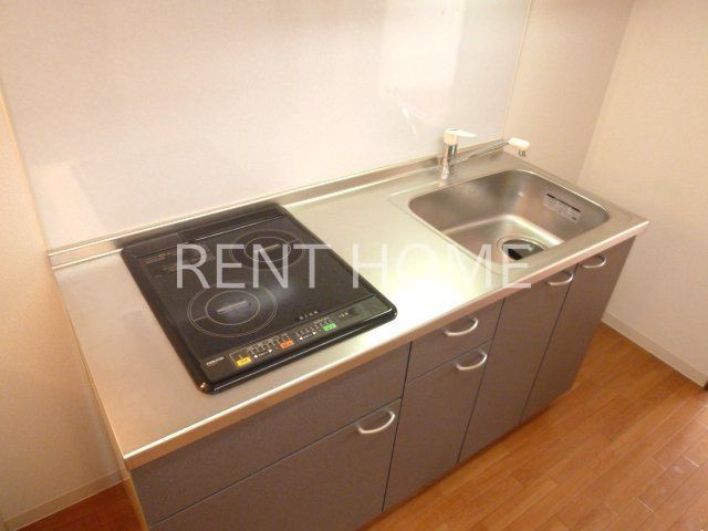 キッチン　２口ＩＨコンロのシステムキッチンです。