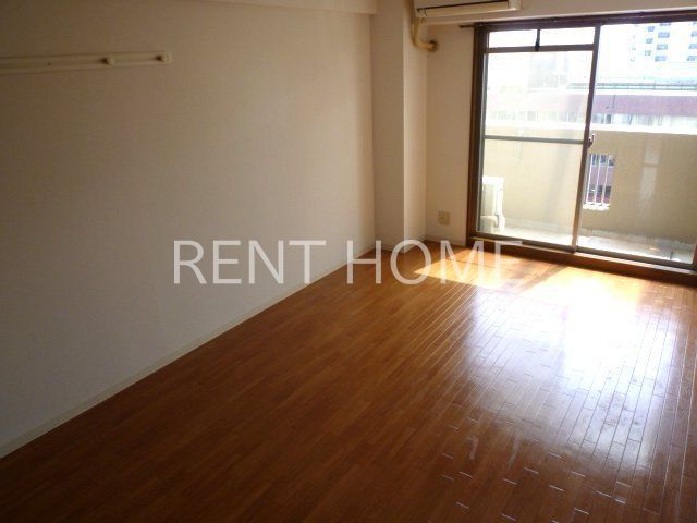 居室・リビング　洋室広めの9.4帖です。