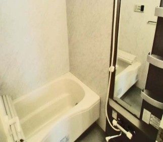 バス・シャワールーム　ゆっくりバスタイムをお楽しみくださいませ☆