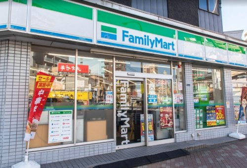 コンビニ　ファミリーマート 墨田菊川駅前店（コンビニ）まで432m