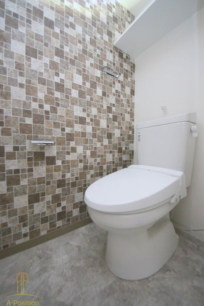 トイレ　LaDouceur谷町